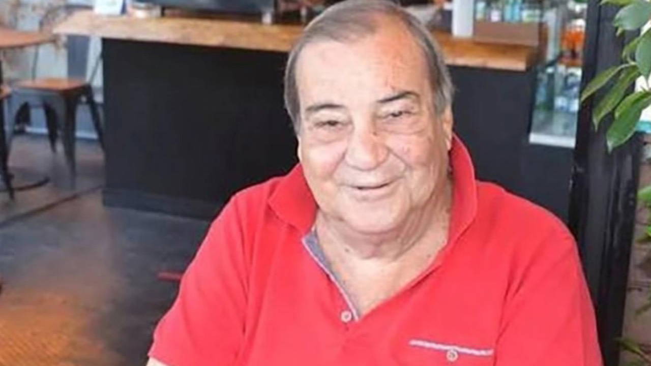 Kuşadası eski Belediye Başkanı Engin Berberoğlu hayatını kaybetti