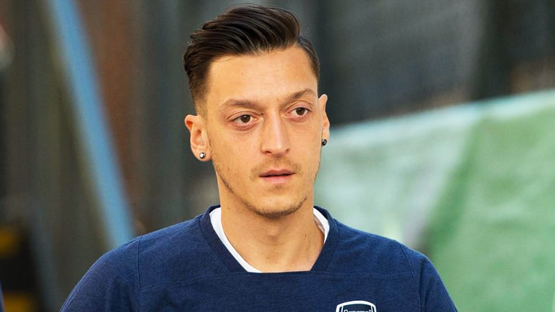 Mesut Özil Süper Lig'e geri döndü! Resmi anlaşma duyuruldu