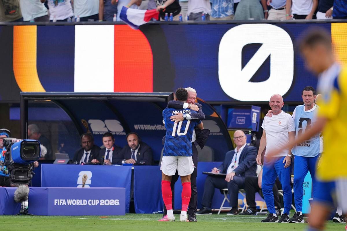 Mbappe devleşti! Fransa İsveç'i farklı geçti, son 16'da Paraguay'la eşleşti