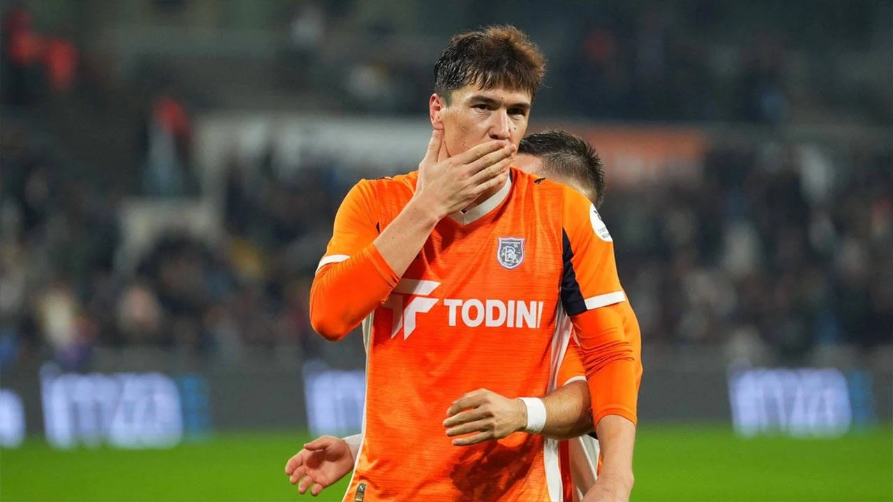 Başakşehir'den gol kralı için karar! Satın alma opsiyonu kullanıldı