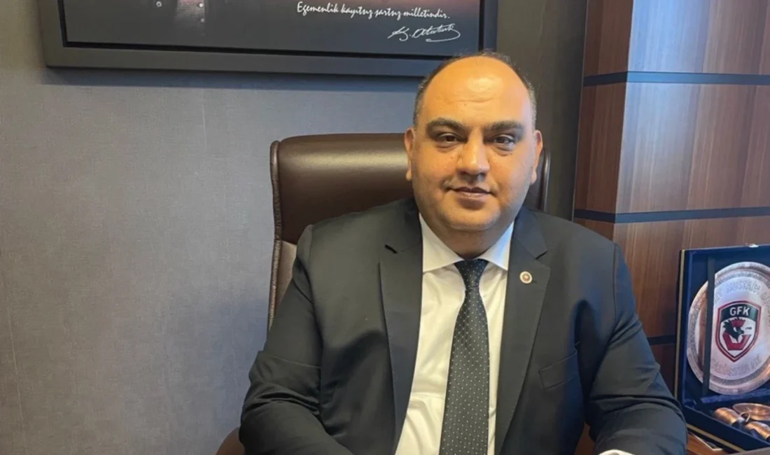 Siyaset kulislerini hareketlendiren iddia! İYİ Partili vekil AK Parti'ye mi geçiyor?
