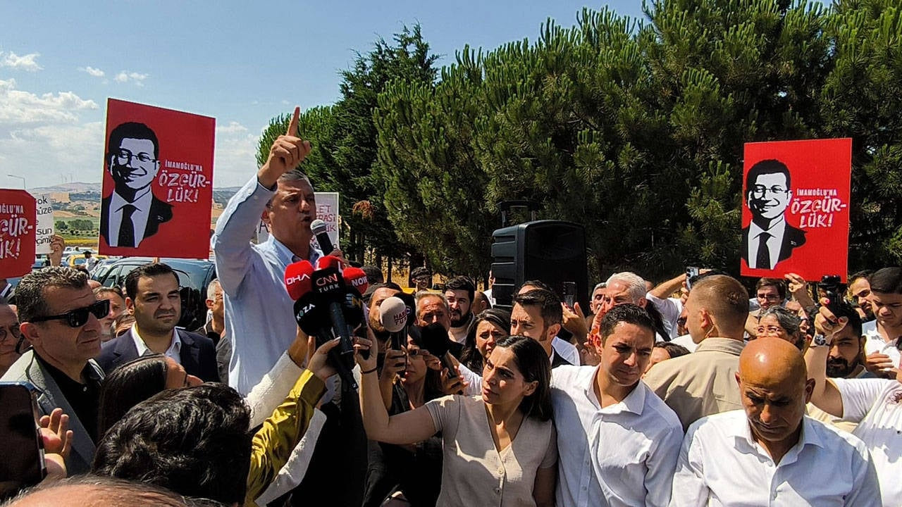 Özgür Özel Silivri'de açıkladı: 