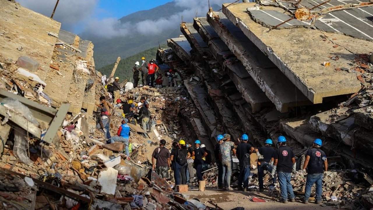 Venezuela'daki depremlerde can kaybı 3 bine yaklaştı
