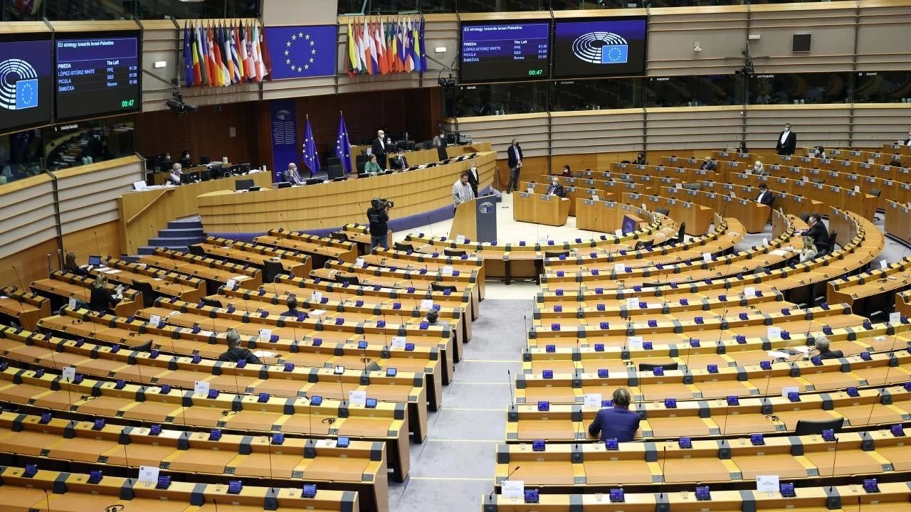 Avrupa Parlamentosu'ndan küstah Kıbrıs Harekatı kararı! Tepkiler peş peşe geldi