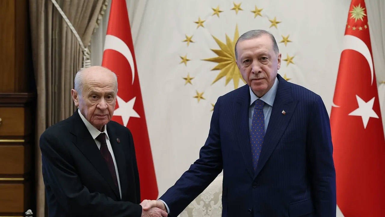 Anket Sonucu Dikkat Çekti: MHP'lilerin Yüzde 40'ı Erdoğan'ı Onaylamıyor!
