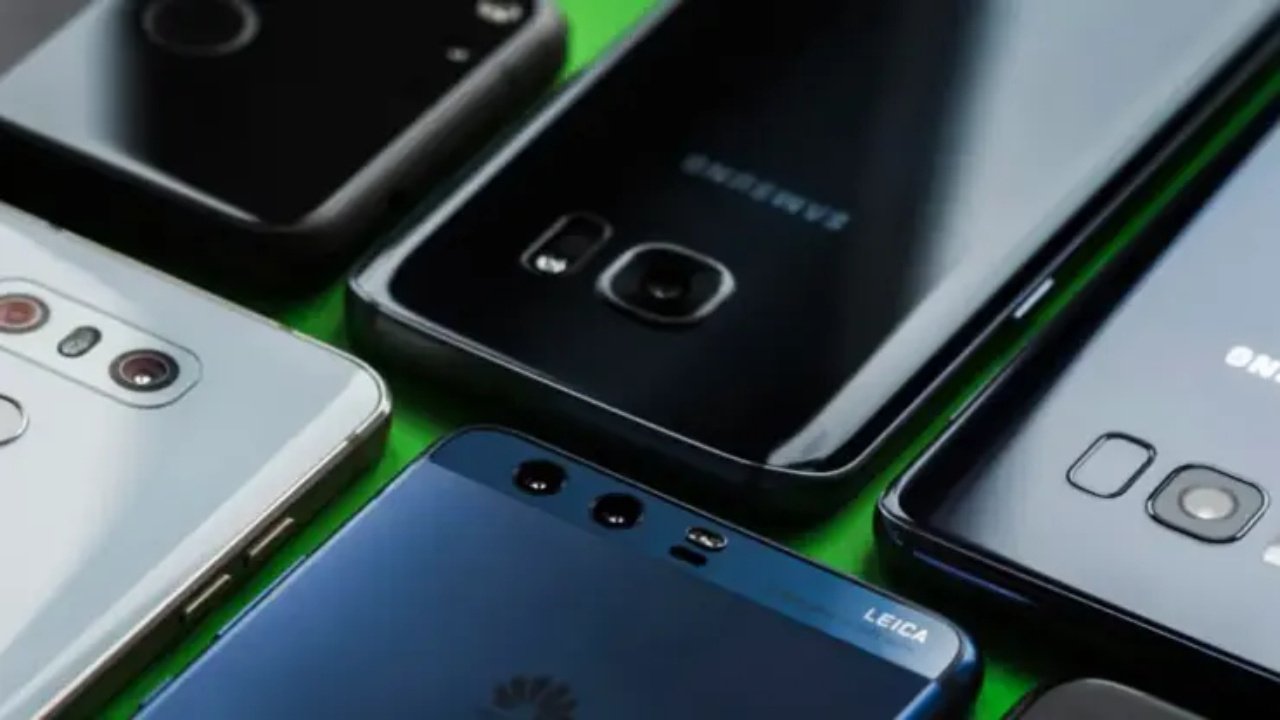 Zaten pahalıydı, şimdi daha da zamlanacak: Telefonlarda gümrük limiti yükseldi!