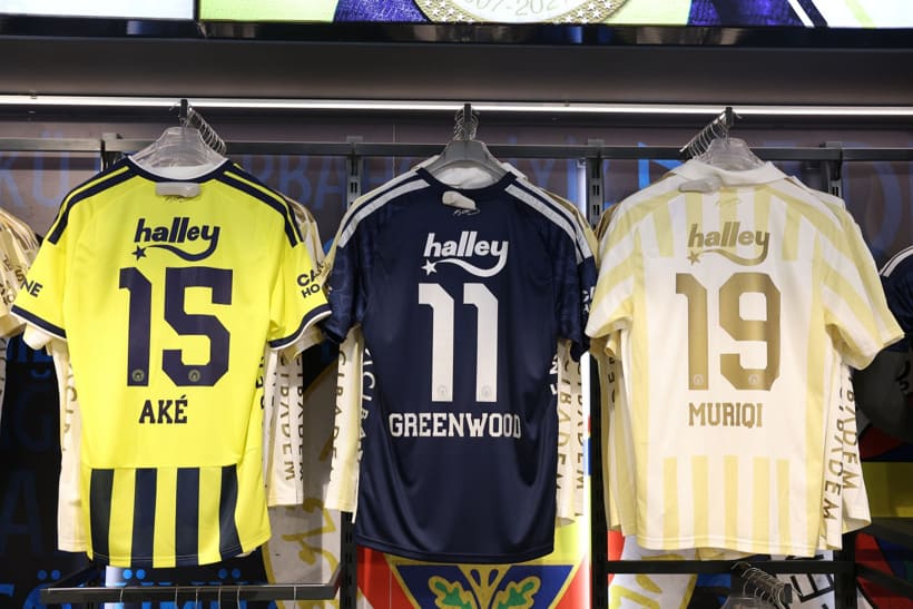 Fenerbahçe'de yeni transferlerin forma numaraları açıklandı! Greenwood'un tercihi dikkat çekti