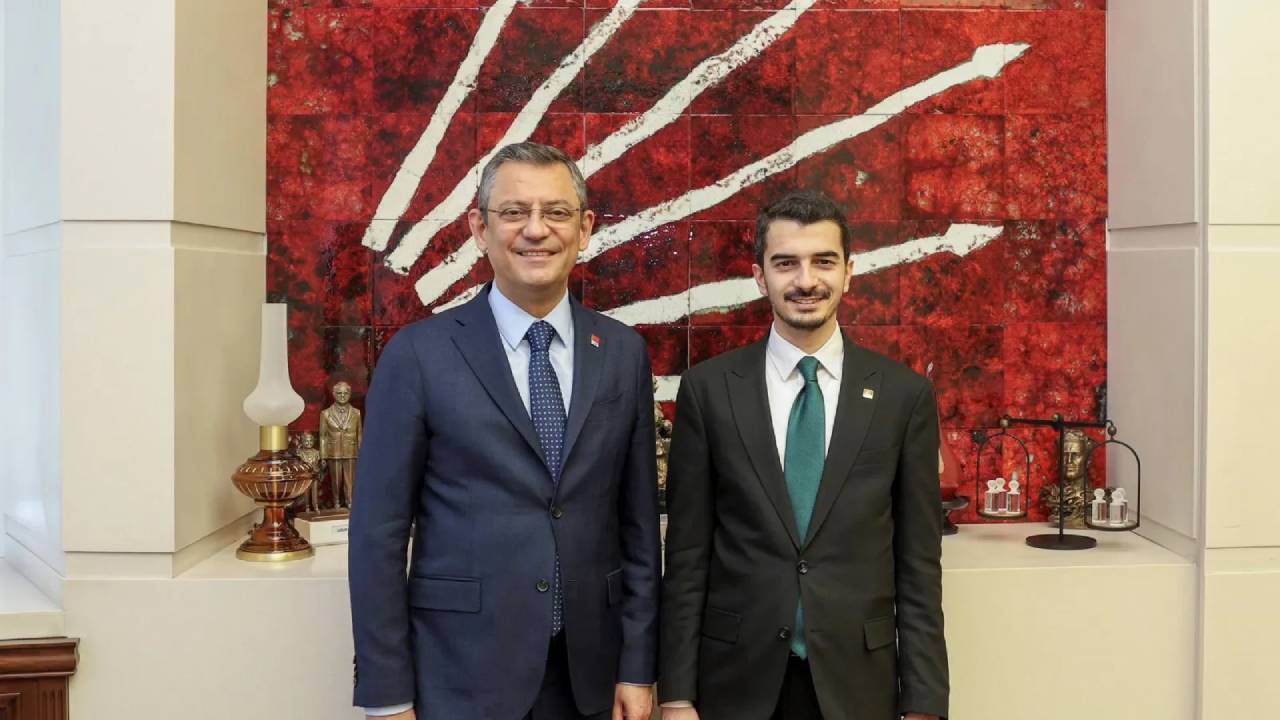 Özgür Özel cezaevinde Hüseyin Can Güner'i ziyaret etti!