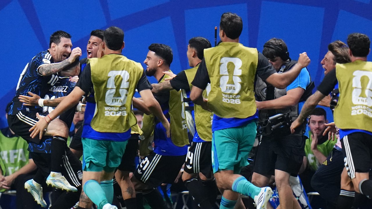 Arjantin'den Muhteşem Geri Dönüş: Messi Sahneye Çıktı, İngiltere Yıkıldı!