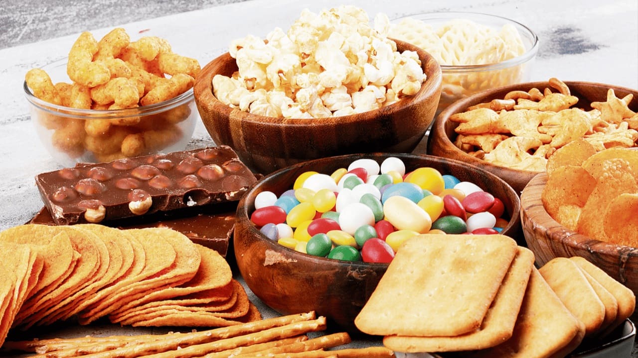 Sadece cips ve patates kızartmasıyla beslendi! 14 yaşındaki çocuk görme yetisini kaybetti