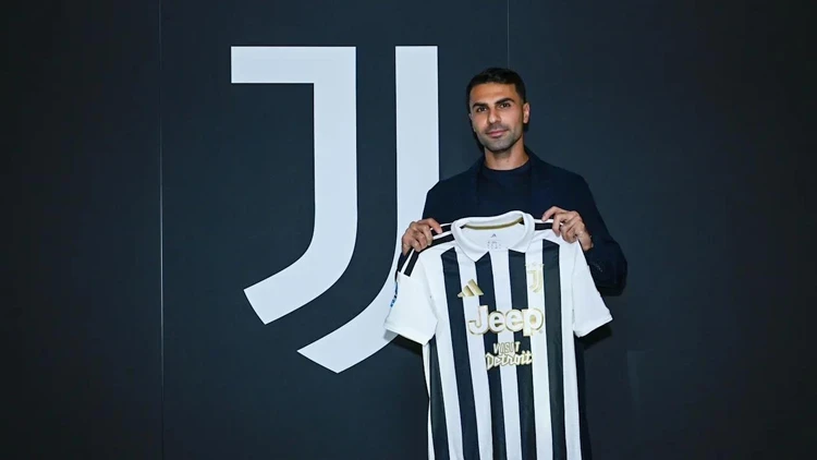 Juventus, Zeki Çelik transferini resmen açıkladı! Milli yıldız 3 yıllık imzayı attı