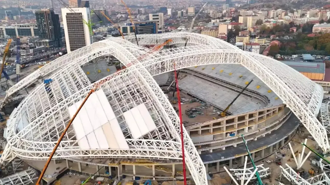 Süper Lig'in 51 bin kişilik yeni stadında sona doğru! Yeni sezona yetişmesi planlanıyor