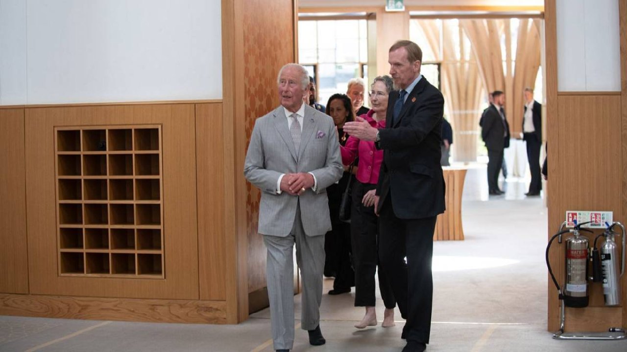 Erdoğan'dan Kral Charles'ın cami ziyaretine mesaj: 