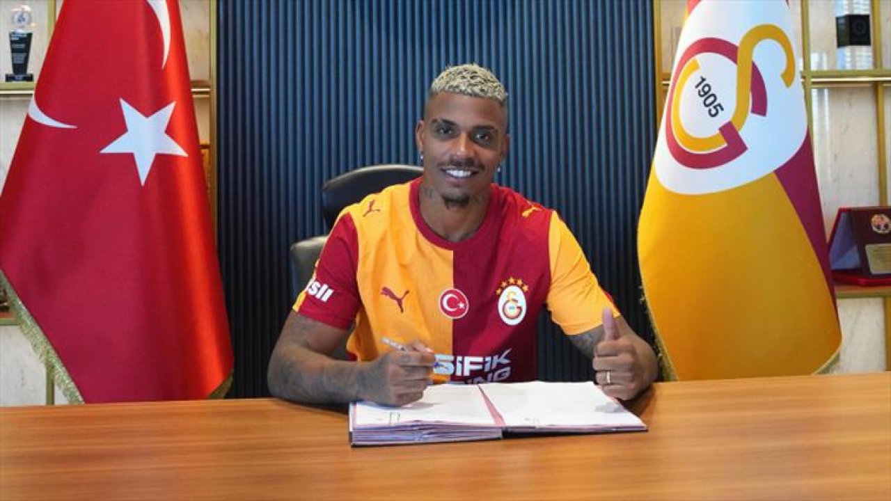 2 yıllık imza! Galatasaray'da yeni sözleşme resmen açıklandı