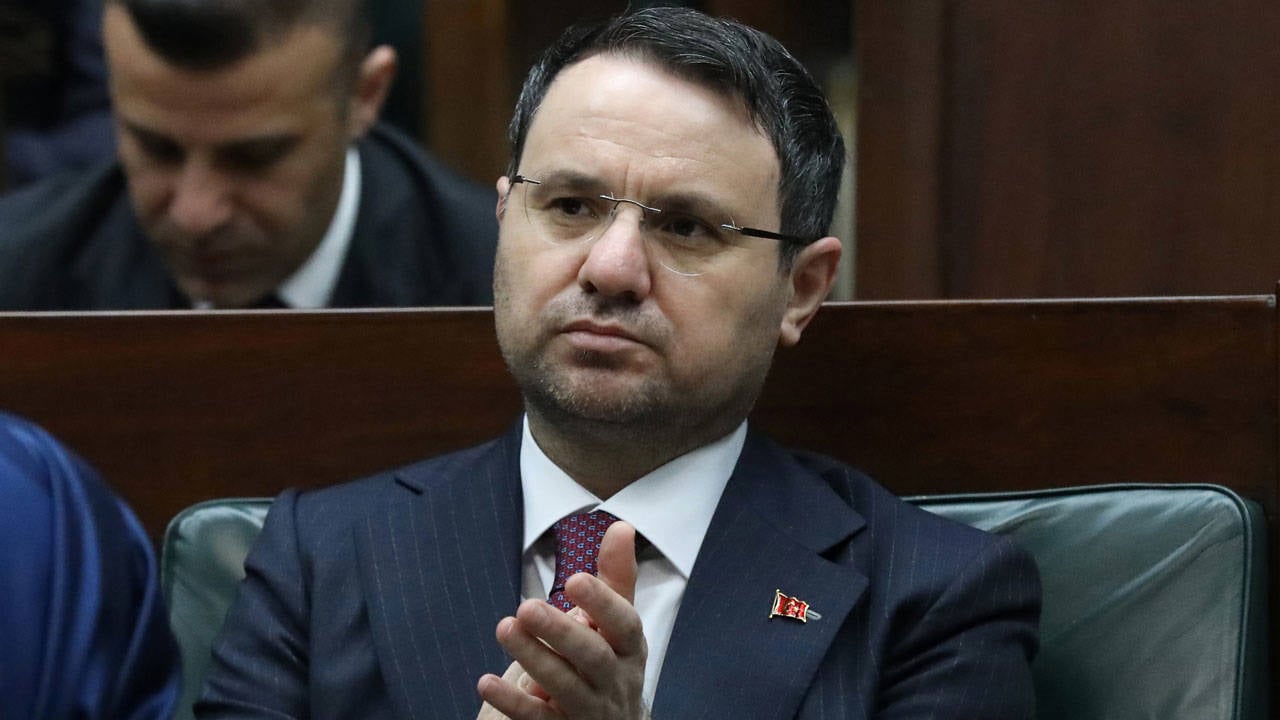 Akın Gürlek’e yöneltilen sorular gündemde: Meclis’te dikkat çeken yanıt tablosu