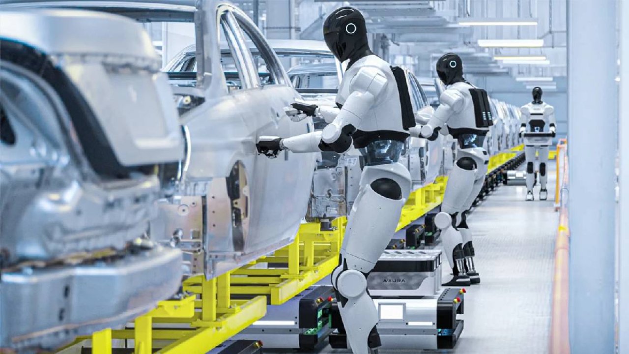 Otomotiv devinde insansı robot krizi! Grev nedeniyle üretim yarı yarıya durdu