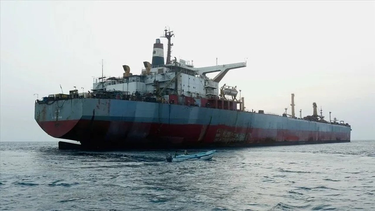 Husilerden Kızıldeniz'de Suudi tankerlerine saldırı! İHA ve füzelerle hedef aldılar