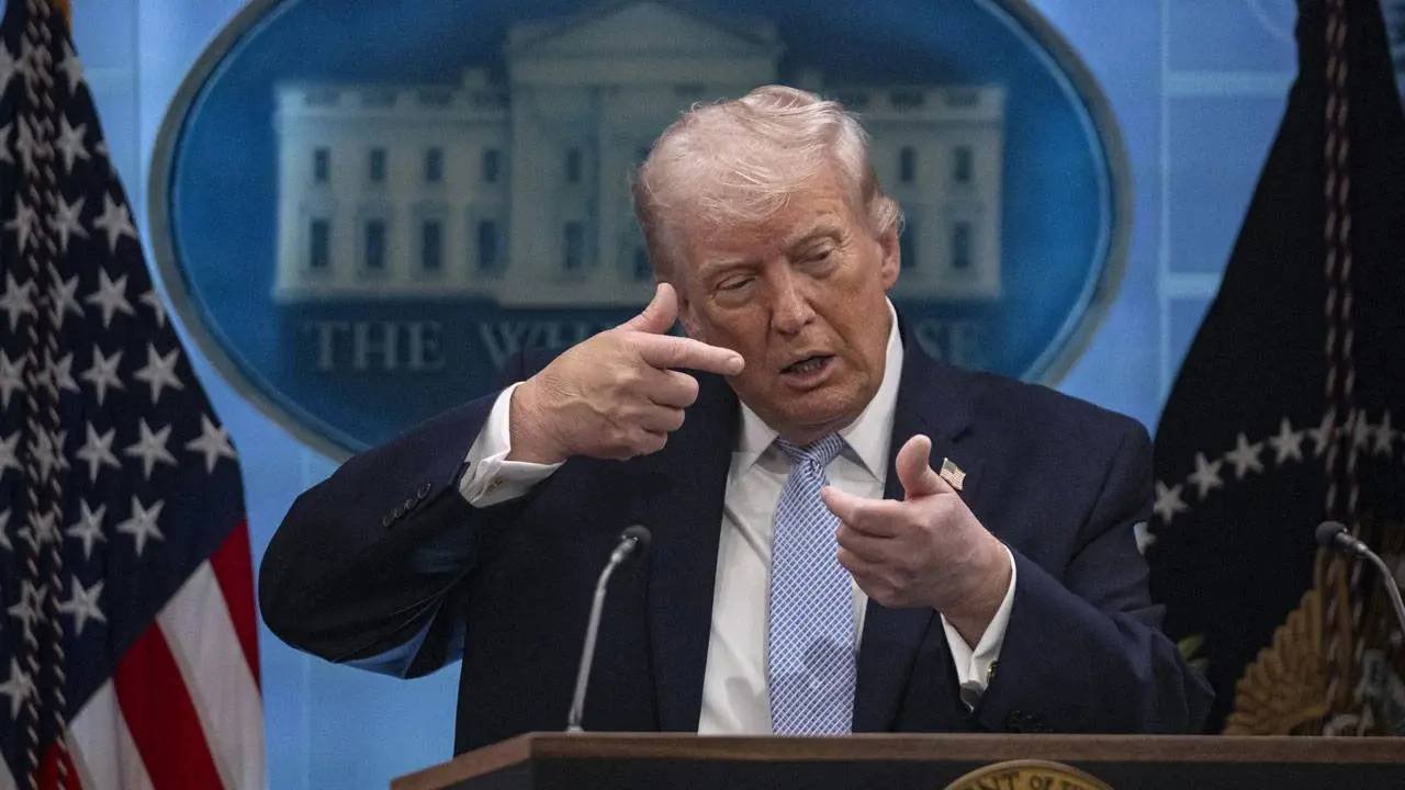 Trump'tan İran'a yeni operasyon mesajı: 