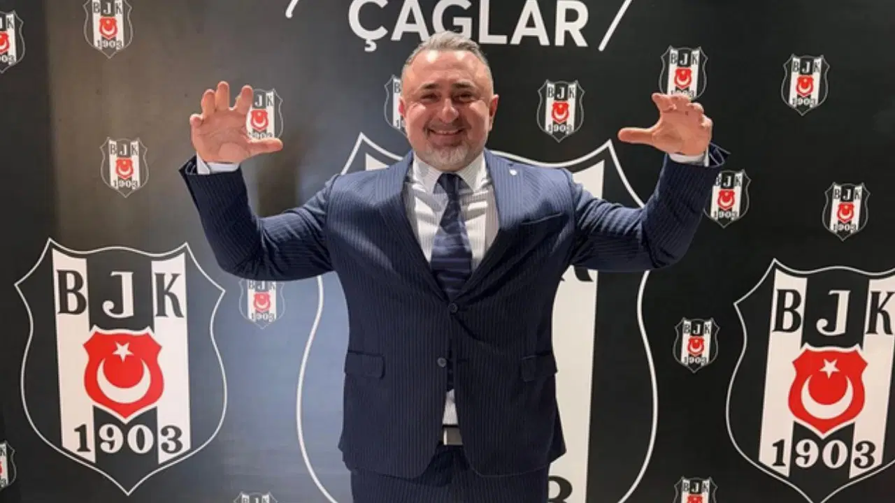 Beşiktaş'ta sürpriz istifa! Salah paylaşımlarıyla gündeme gelen yönetici görevini bıraktı