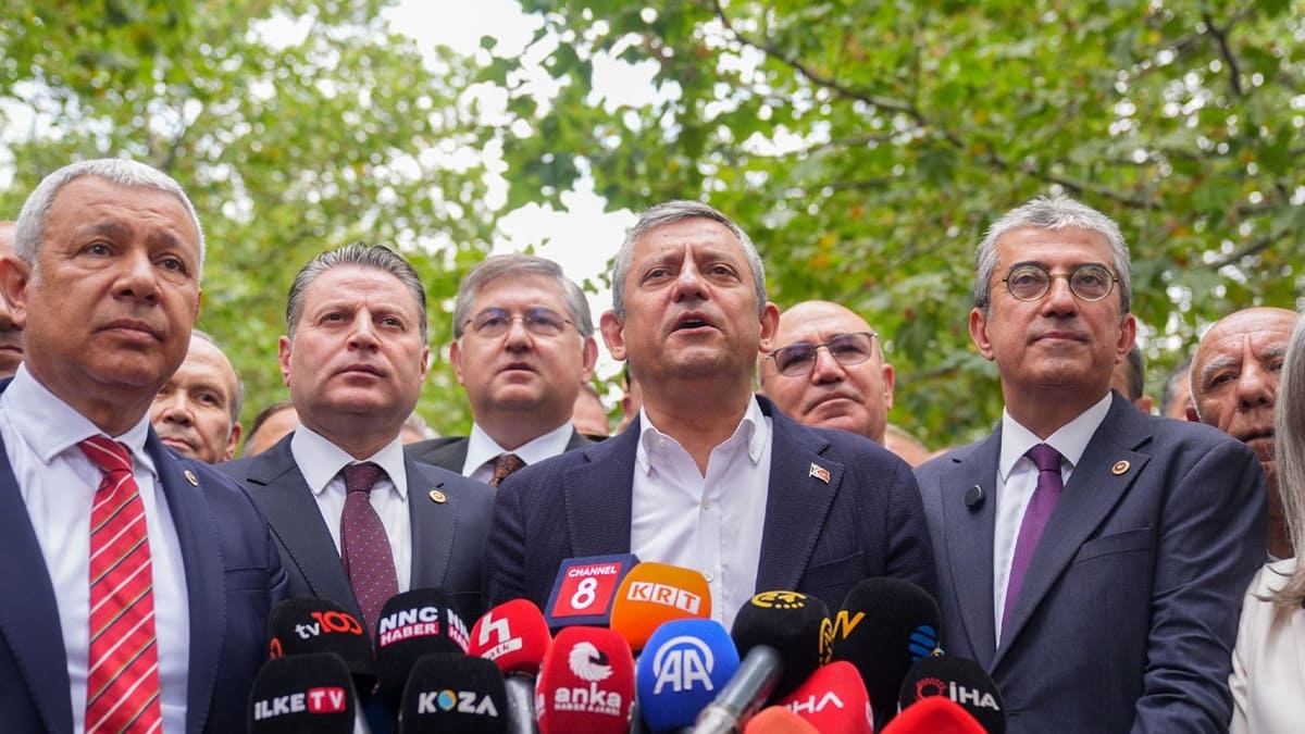 Yeni Parti'de yönetim belli oldu! Parti Meclisi ve Grup Başkanvekilleri açıklandı
