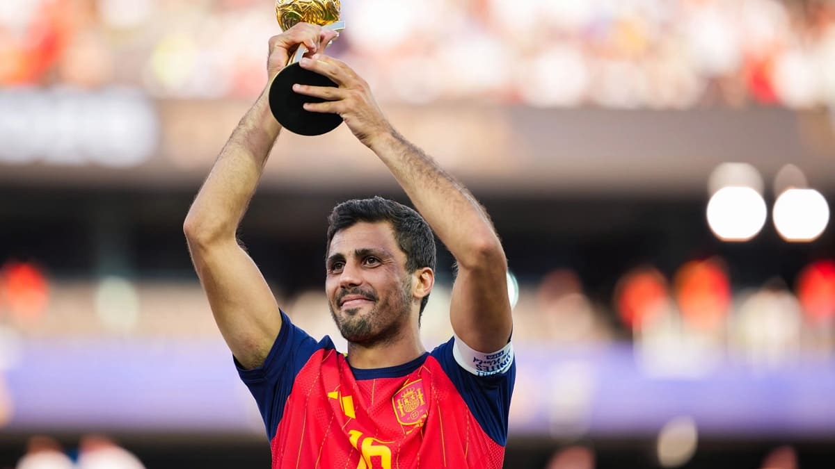 Rodri transferinde dev kapışma! Real Madrid'e Barcelona ve PSG'den büyük engel