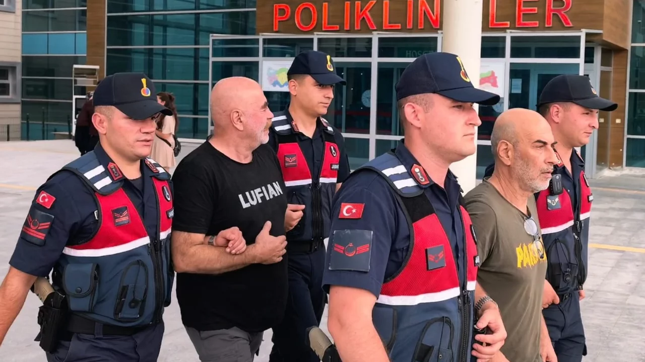 Ezel Akay'dan uyuşturucu soruşturması sonrası ilk açıklama! 