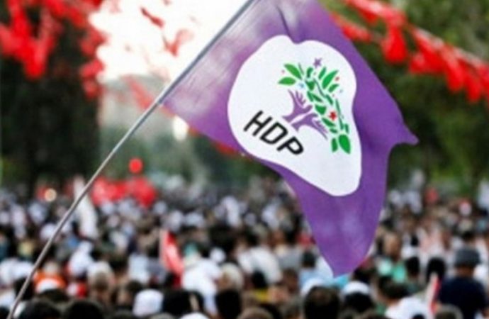 HDP'li 9 belediye meclis üyesi görevden uzaklaştırıldı