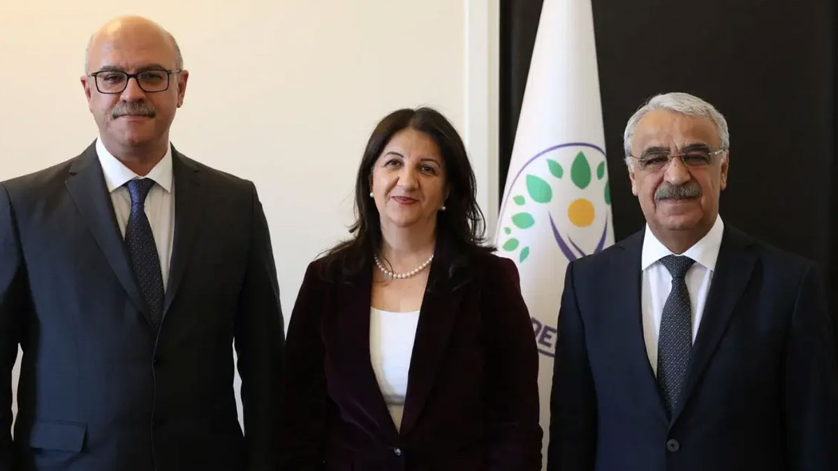 DEM Parti İmralı heyeti Abdullah Öcalan ile görüşmek için yola çıktı!