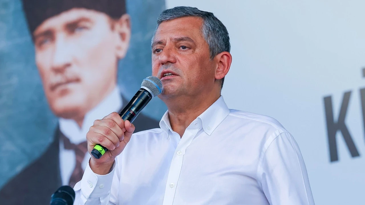 Özgür Özel'den dikkat çeken çıkış: "Dönen dönsün, biz yolumuzdan dönmeyiz"