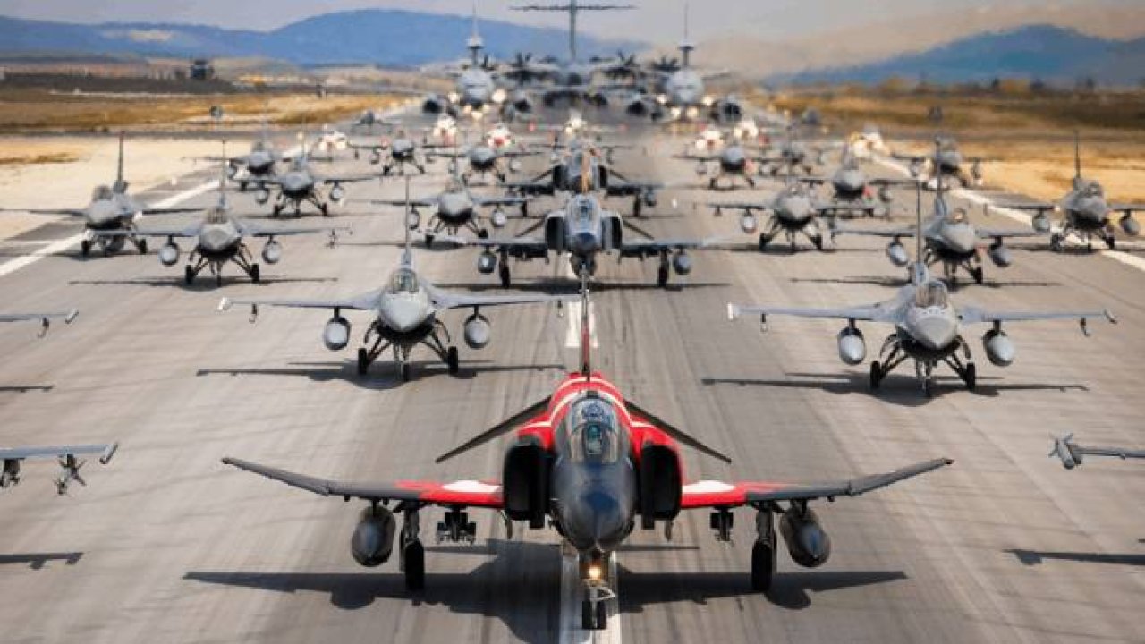 Türk ordusunda tarihi terfi! Hava Kuvvetleri ilk kadın generaline kavuştu!