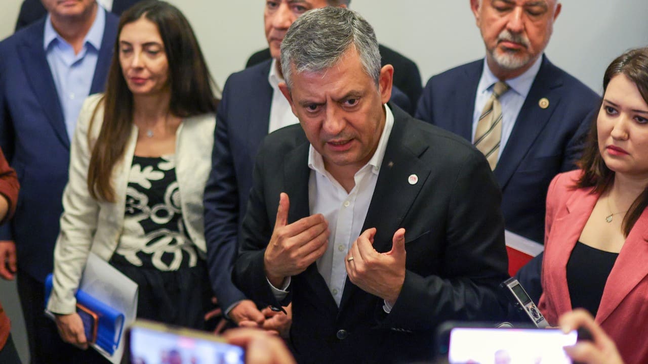 Özgür Özel'den fezleke tepkisi: