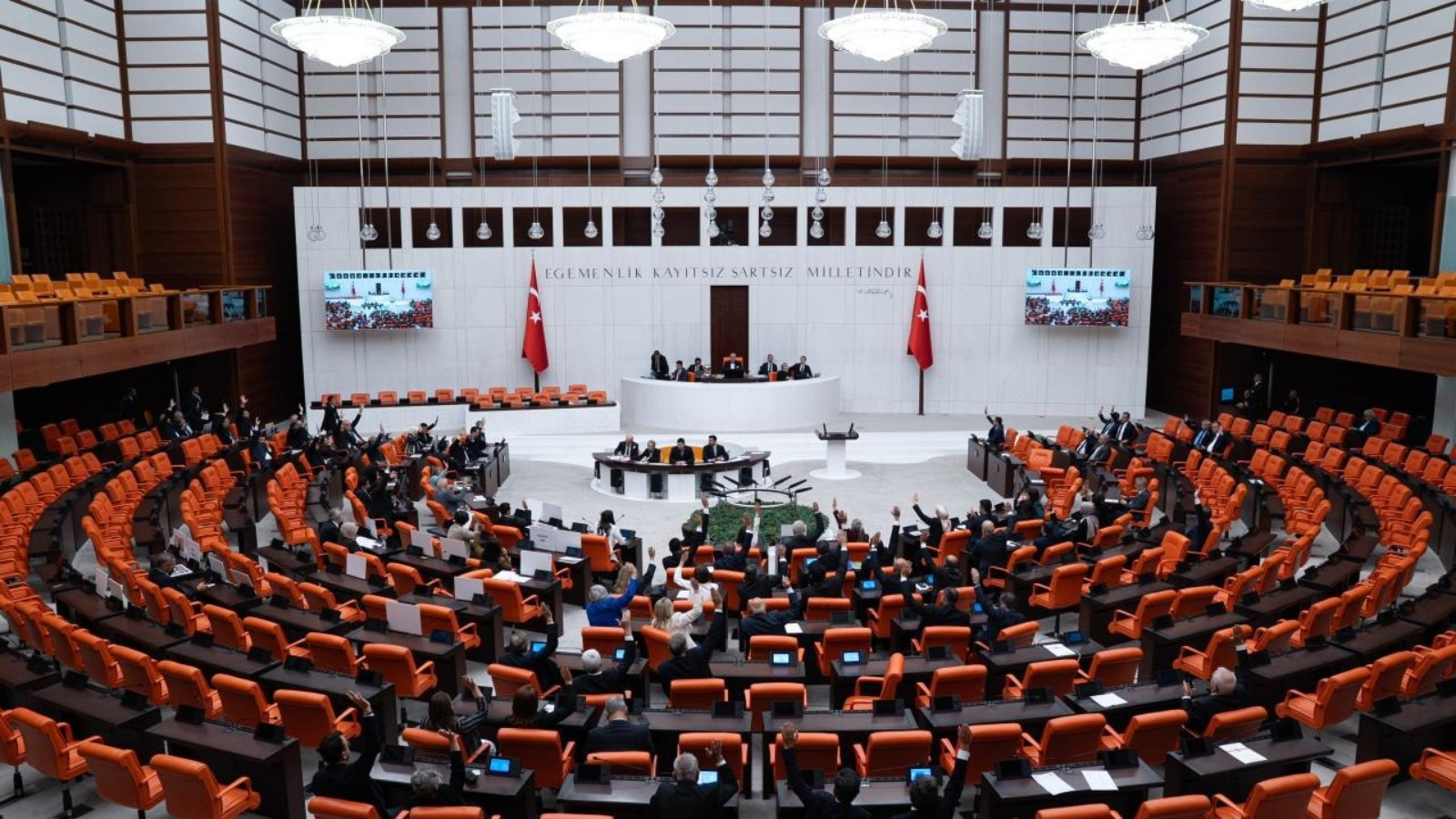 TBMM'de Çocuklara Yönelik Kritik Düzenleme! Kanun Teklifinin İlk Maddeleri Kabul Edildi!
