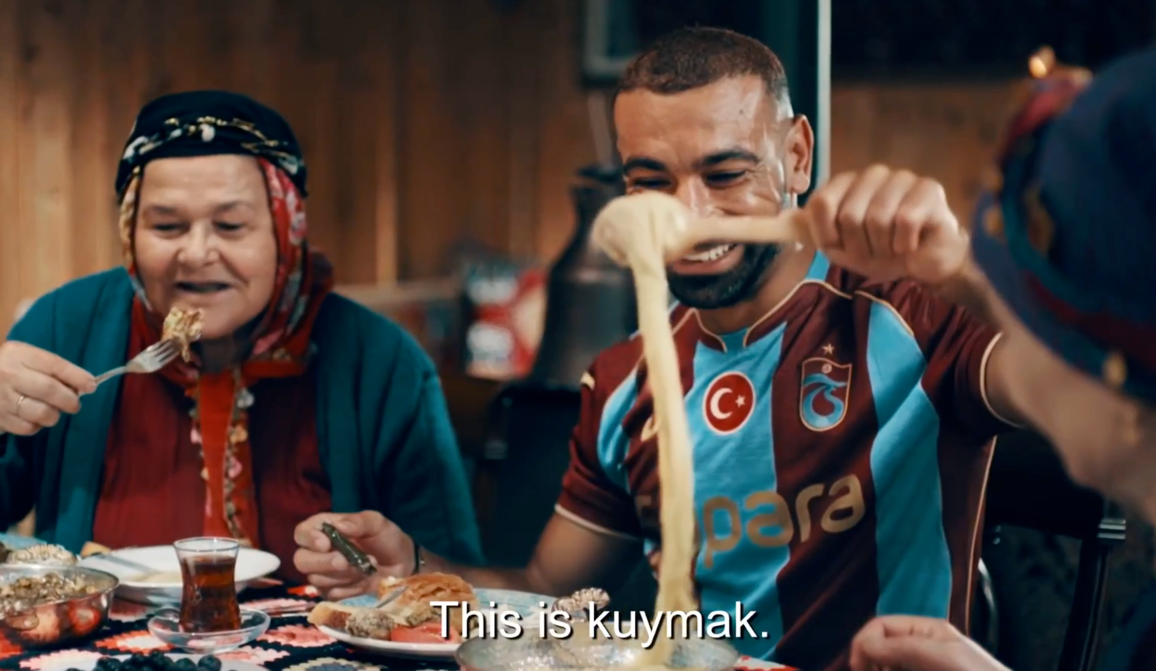 Salah İçin Hazırlanan Kuymaklı Video Gündem Oldu! İzlenme Rekorları Kırıyor!