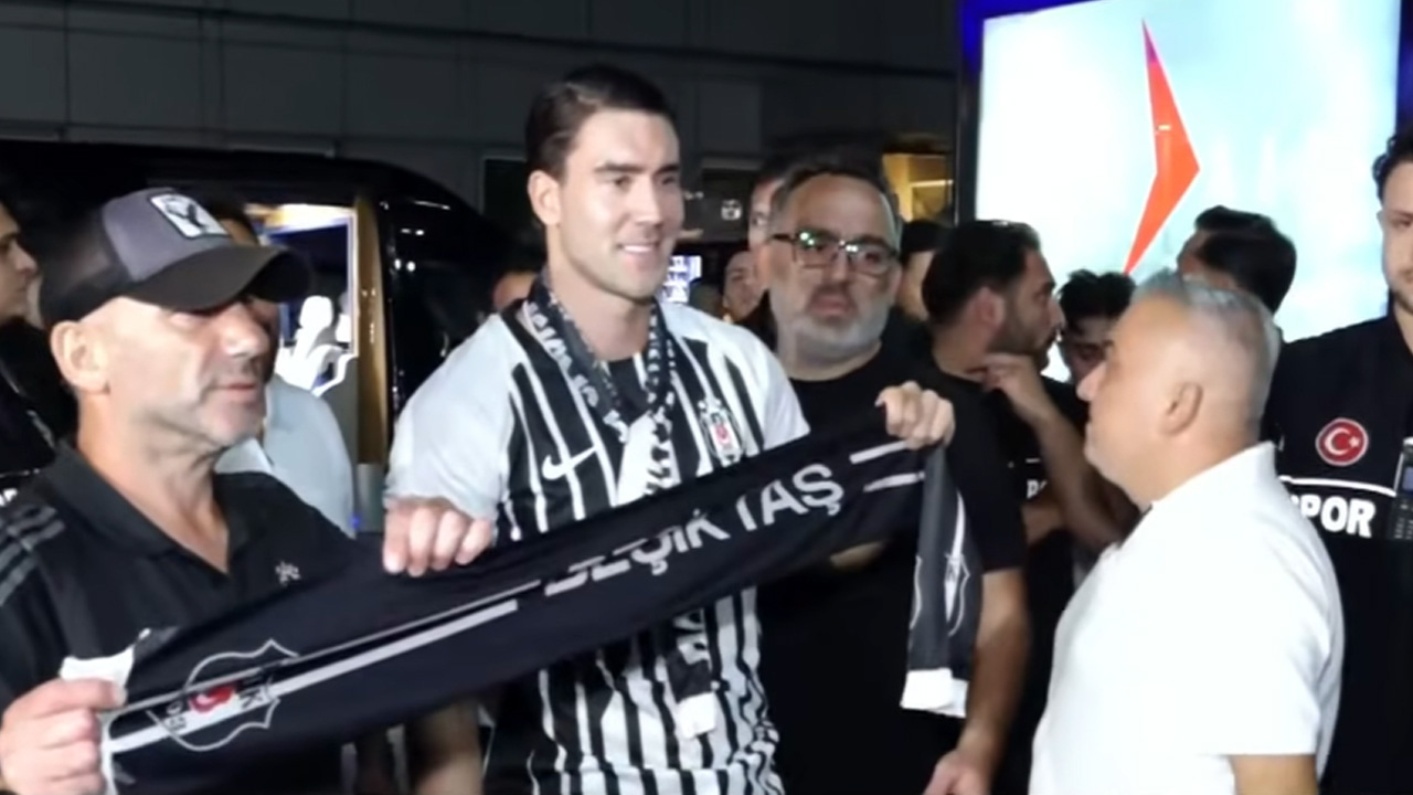Dusan Vlahovic Beşiktaş İçin İstanbul’da: İlk Sözü “Şampiyonluk” Oldu!