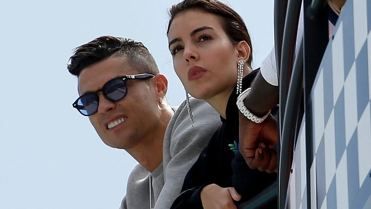 Cristiano Ronaldo ve Georgina evlendi: Evlilik sözleşmesinin dikkat çeken maddeleri!