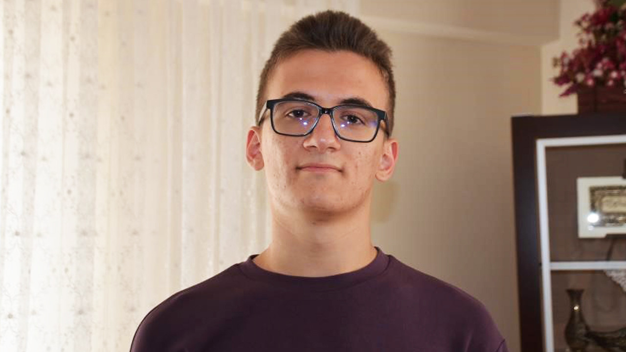 YKS Birincisinin Yerleştiği Üniversite Belli Oldu! Tek Tercih Yaptı, Hayaline Kavuştu!