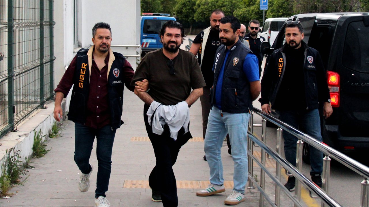 Rasim Ozan Kütahyalı Hakkında Tahliye Kararı! 3 Aylık Tutukluluk Sona Erdi!