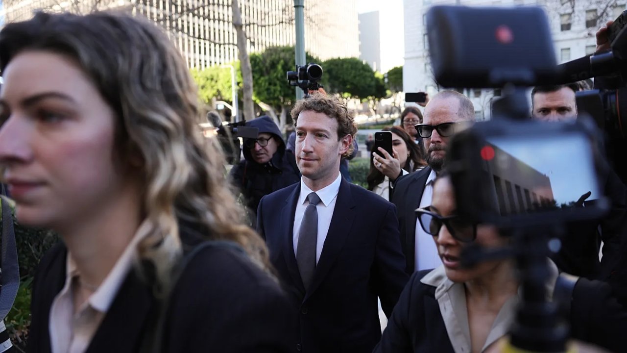 Meta'nın çocuk dosyası açıldı: Mark Zuckerberg'i zora sokan belgeler!