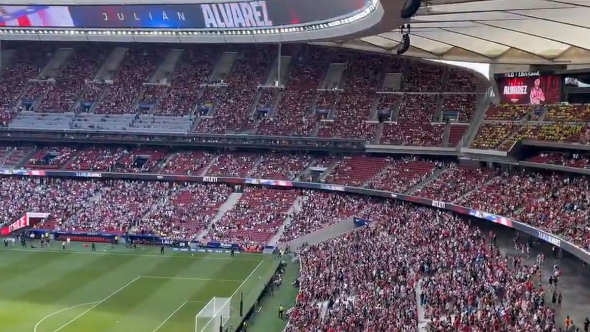 Yıldız futbolcuya büyük şok! Adı duyulunca taraftarlar yuhaladı!