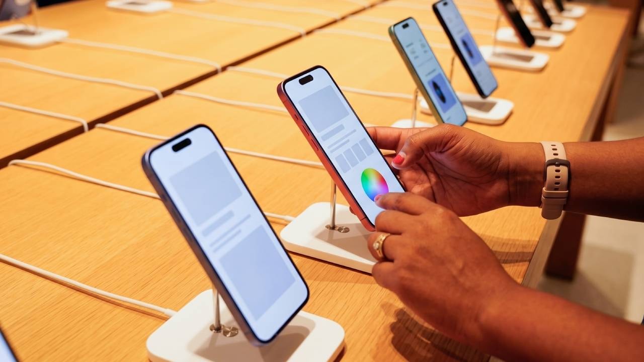 iPhone 18 Pro’nun renkleri ortaya çıktı! Apple sevilen seçeneği değiştiriyor!