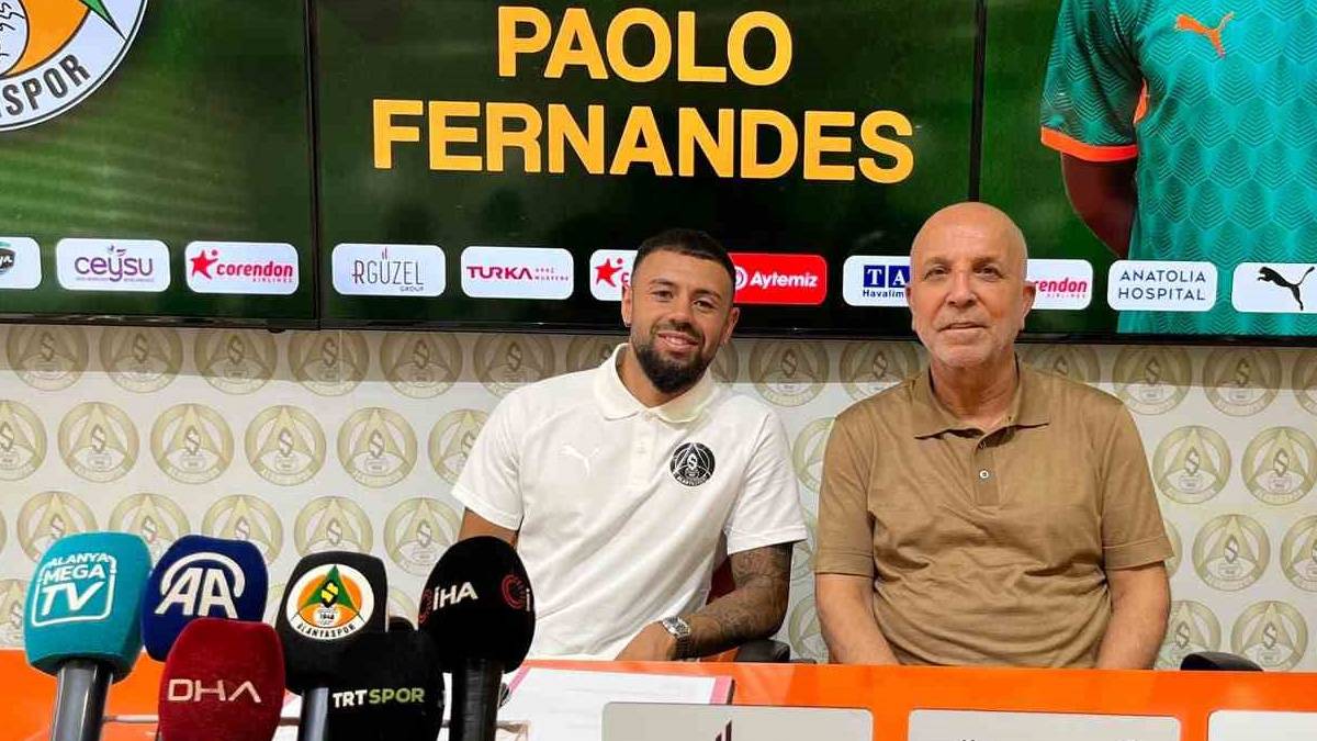 Alanyaspor’dan kanat bölgesine takviye! Paolo Fernandes resmen kadroya katıldı!