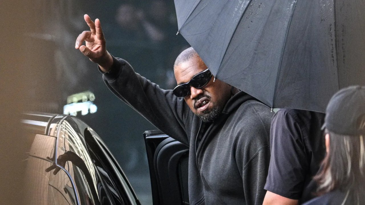 Rusya’da Kanye West krizi! 100 binden fazla kişinin aldığı biletler ortada kaldı!