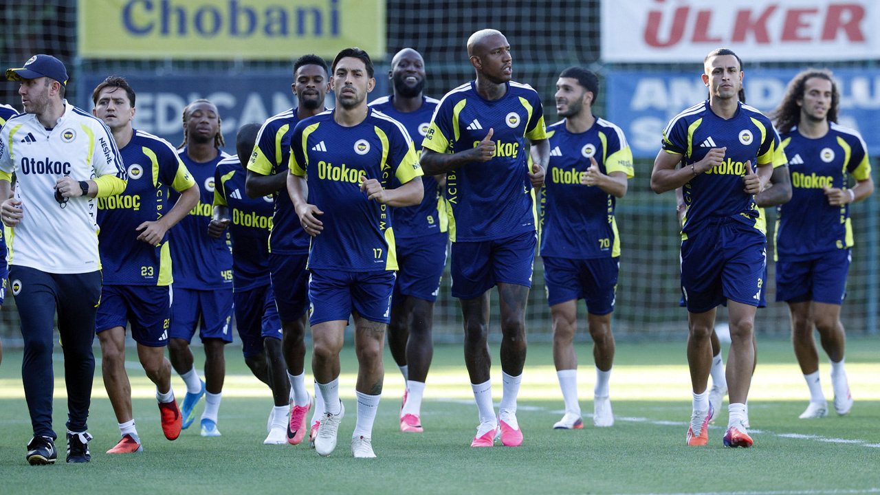 Fenerbahçe’de ayrılık kapıda! Yeni takımı için gitti!