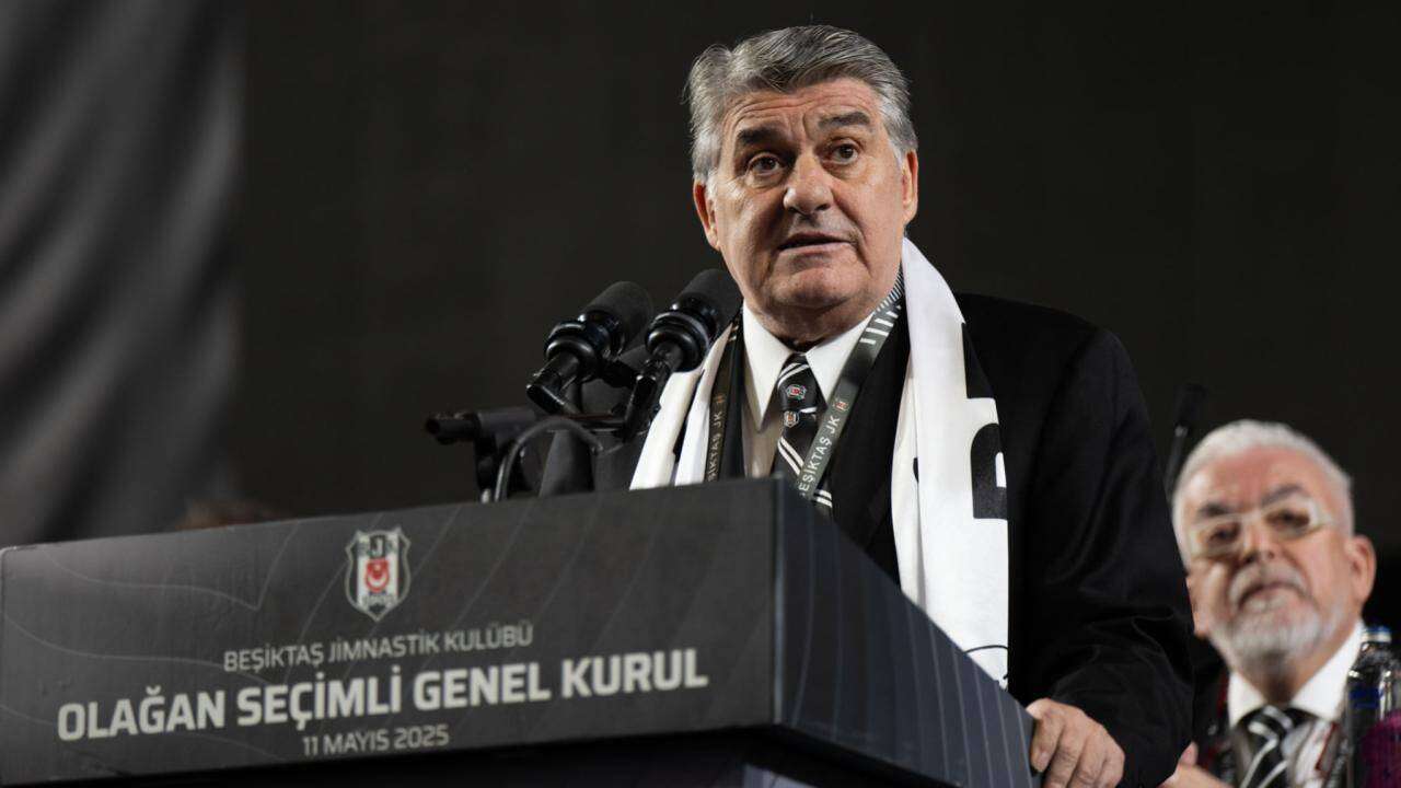 Beşiktaş durdu durdu turnayı gözünden vurdu! Serdal Adalı 22’lik yıldıza imzayı attırdı!
