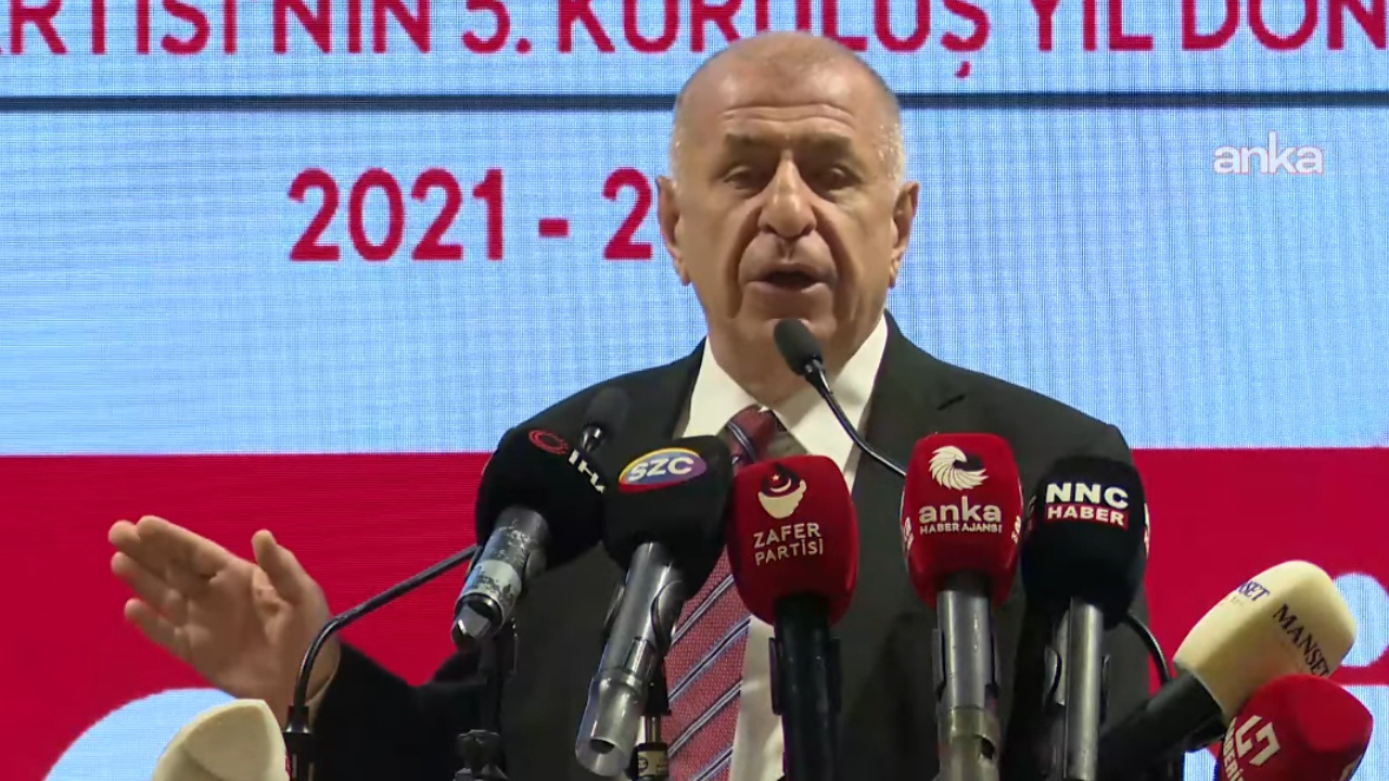 Ümit Özdağ'dan AK Parti İddiası: “Kurmaylar Erdoğan Sonrasına Hazırlanıyor”