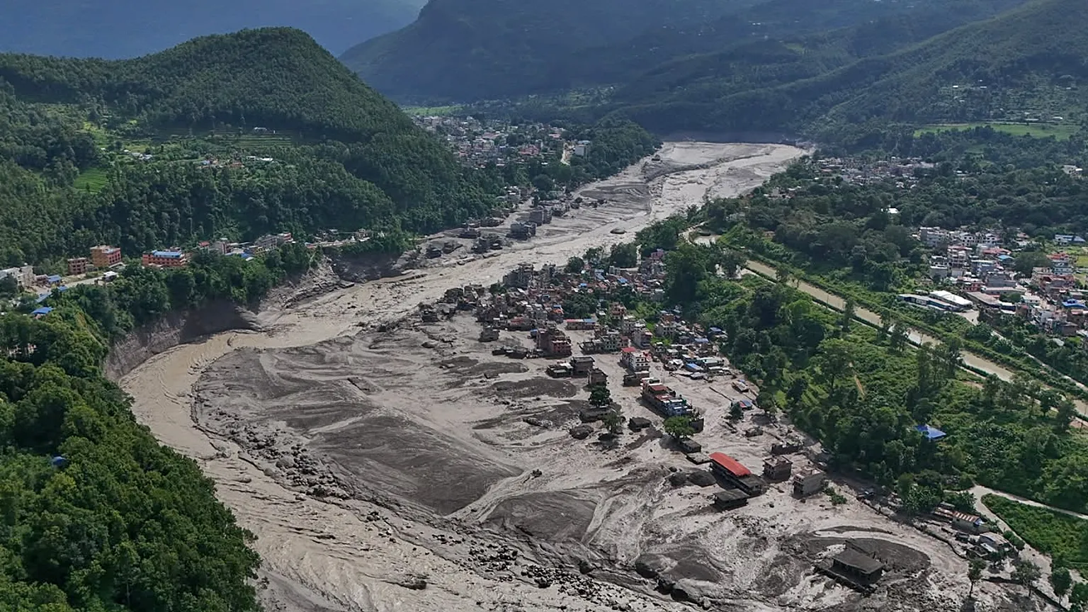Nepal'deki sel felaketinde bilanço ağırlaşıyor: Can kaybı 616'ya yükseldi