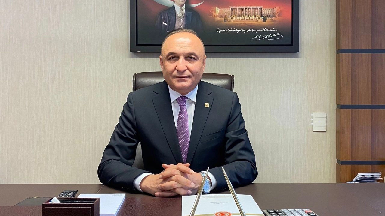 Bıçaklı saldırıya uğrayan YENİ Partili vekilin sağlık durumu hakkında açıklama geldi!