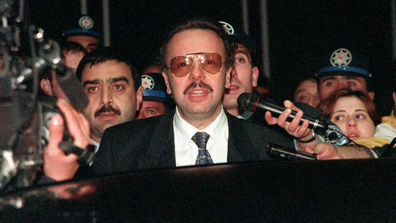 Mezarı açılmıştı: Eski Bakan Denizolgun’un doktoru tutuklandı!