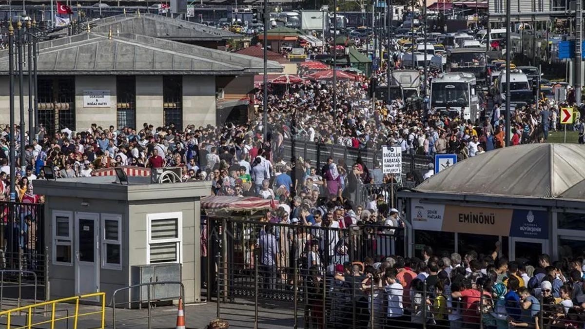 Türkiye’nin nüfus haritası değişti: İstanbul tahtını kaybetti, zirveye hiç beklenmeyen bir il geçti