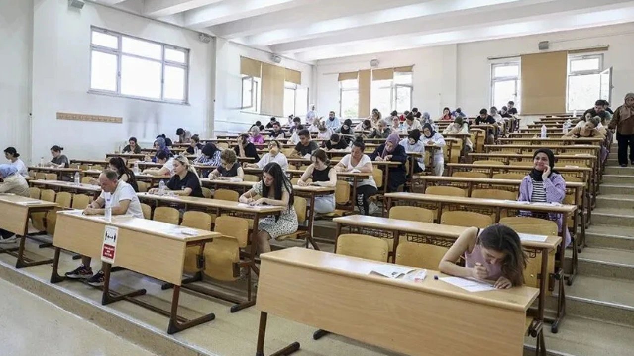 2026 KPSS Lisans soruları ve cevap anahtarı yayımlandı!